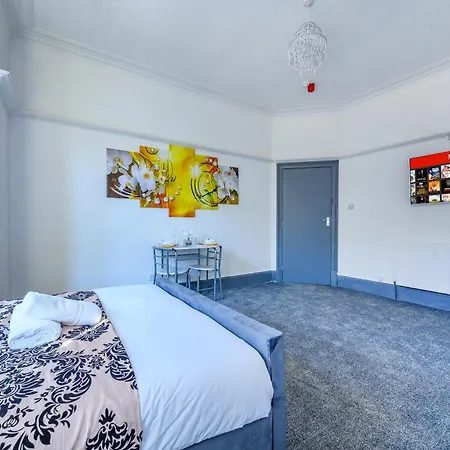 -rf7h- For Your Relaxed & Cosy Free Parking *