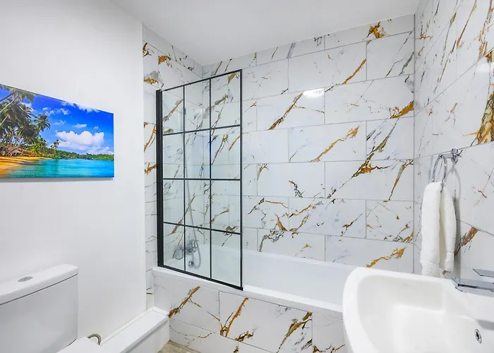 -rf7h- For Your Relaxed & Cosy Free Parking Homestay szállás Leeds