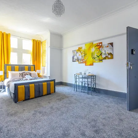 Homestay -rf7h- For Your Relaxed & Cosy Free Parking *