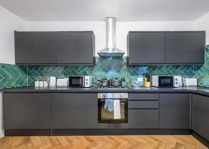 Homestay -rf7h- For Your Relaxed & Cosy Free Parking *