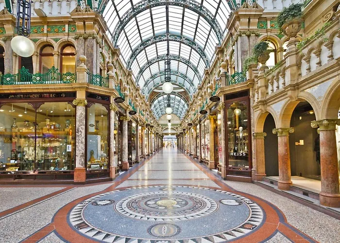 Homestay -rf7h- For Your Relaxed & Cosy Free Parking